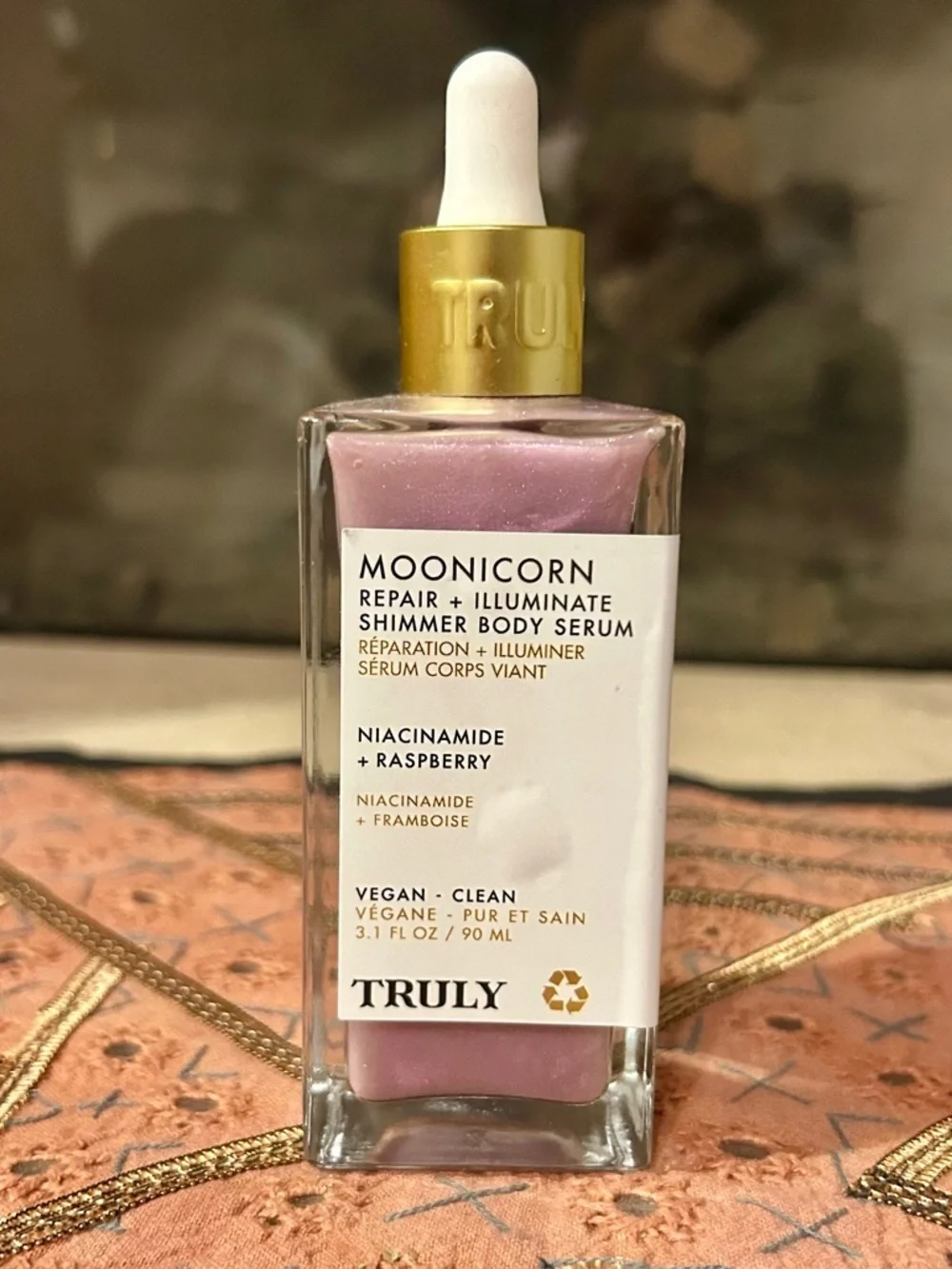 Truly Moonicorn Repair + Illuminate Shimmer Body Serum
